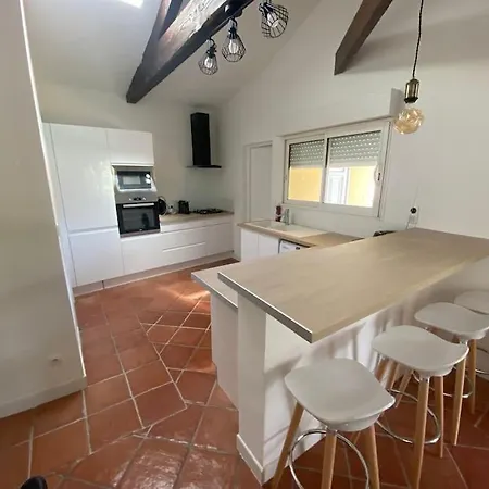 Дом отдыха Maison Avec Piscine Coulounieix-Chamiers