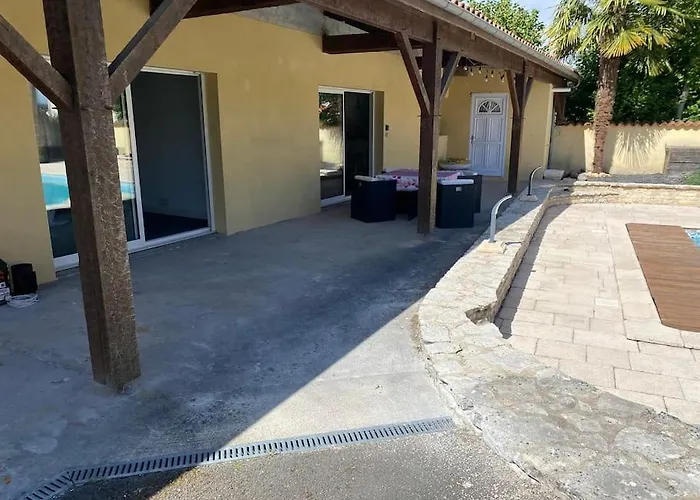 Maison Avec Piscine Feriehus Coulounieix-Chamiers